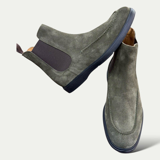 CHELSEA BOOTS EN DAIM VERT KAKI