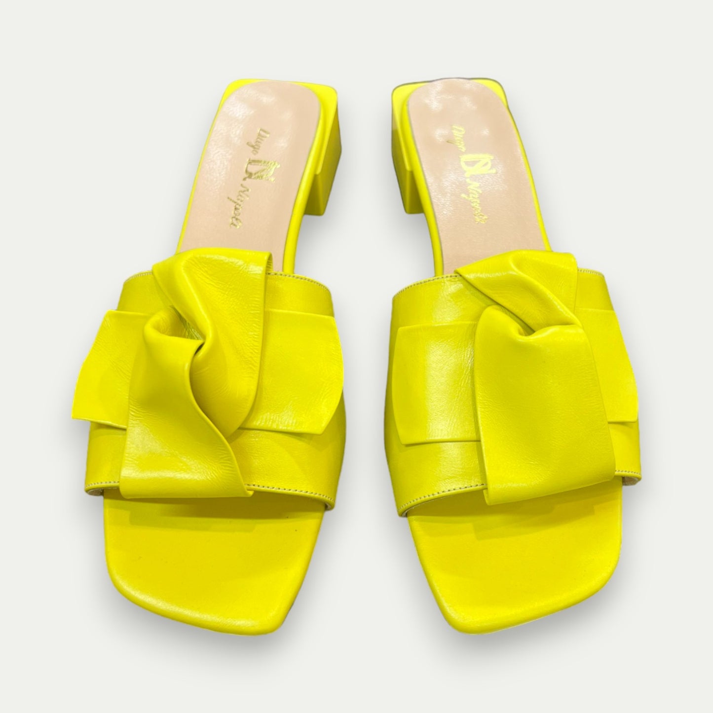 SANDALES Nouées EN CUIR JAUNE